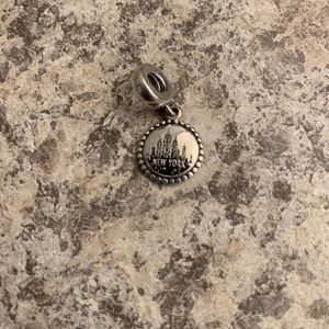 Pandora New York charm
